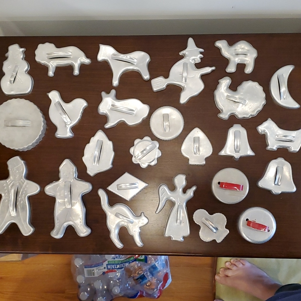 Lot of 25 vintage aluminum cookie cutters
